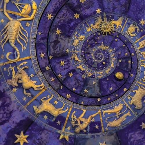 Como o horóscopo personalizado é gerado